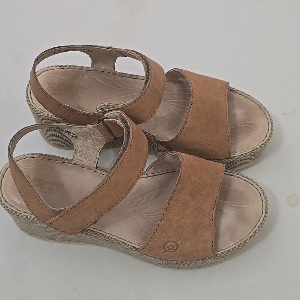 Born Women Lucee Tan Chunky Sandals Suede Size 6 Open Toe Summer